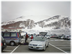 月山スキー場駐車場